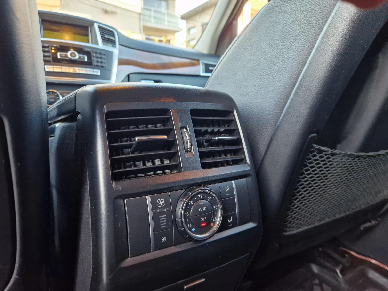 Mercedes-Benz ML 350 Лизинг-Теглич-Камера, снимка 11 - Автомобили и джипове - 56642668