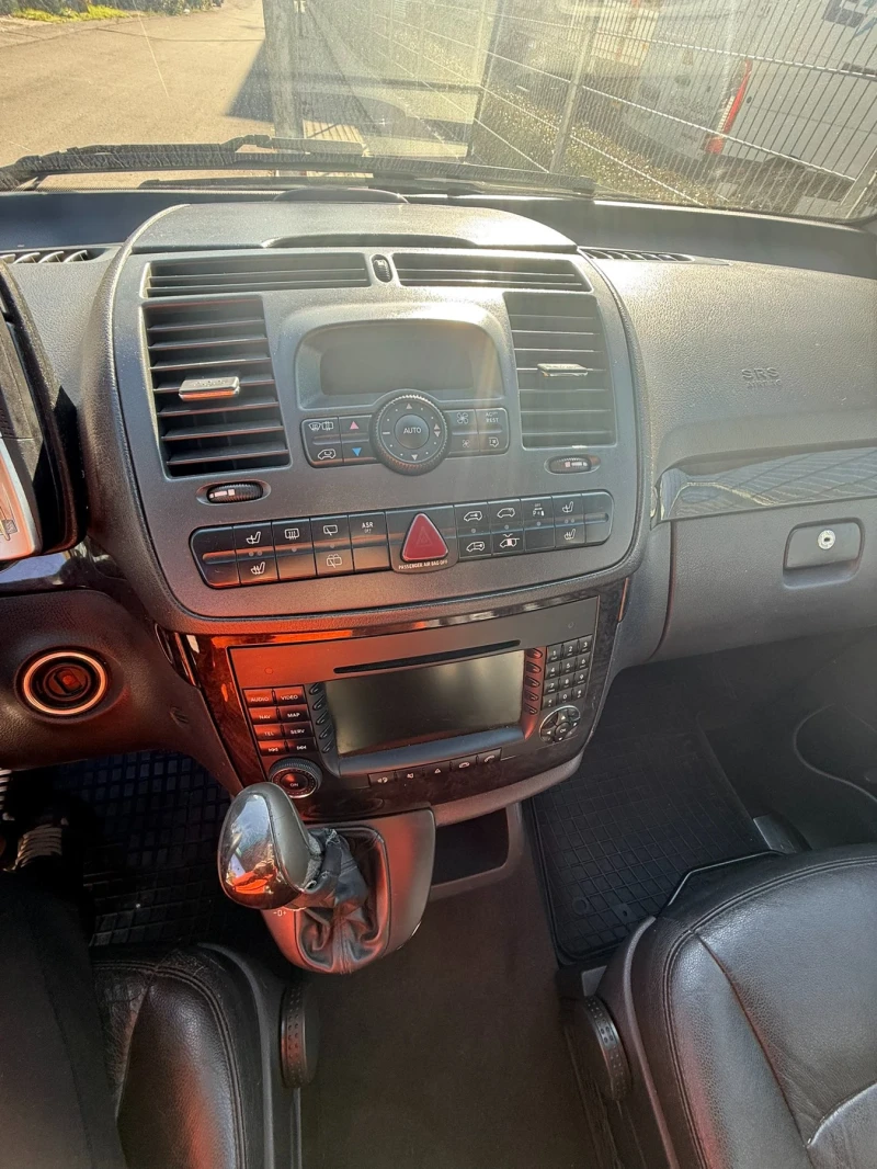 Mercedes-Benz Viano 3.0 CDI, снимка 10 - Бусове и автобуси - 52277624