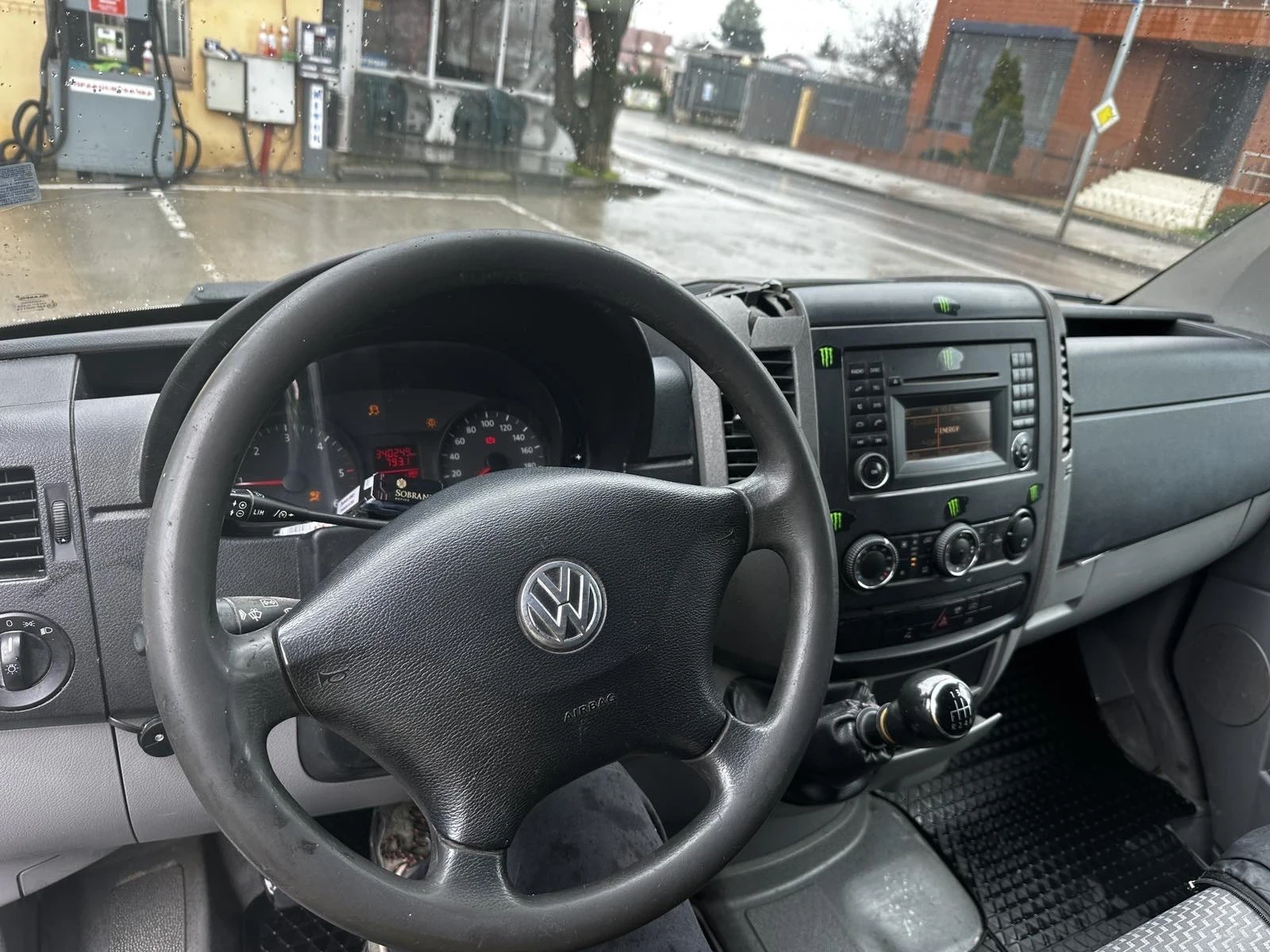 VW Crafter, снимка 4 - Бусове и автобуси - 54058404