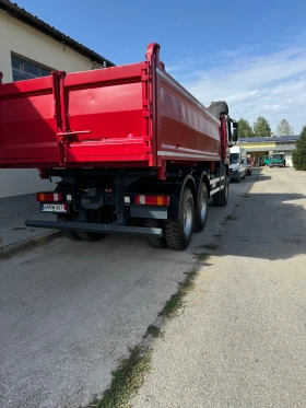 Mercedes-Benz Actros Actros 3346   Самосвал с кран 6х6, снимка 8