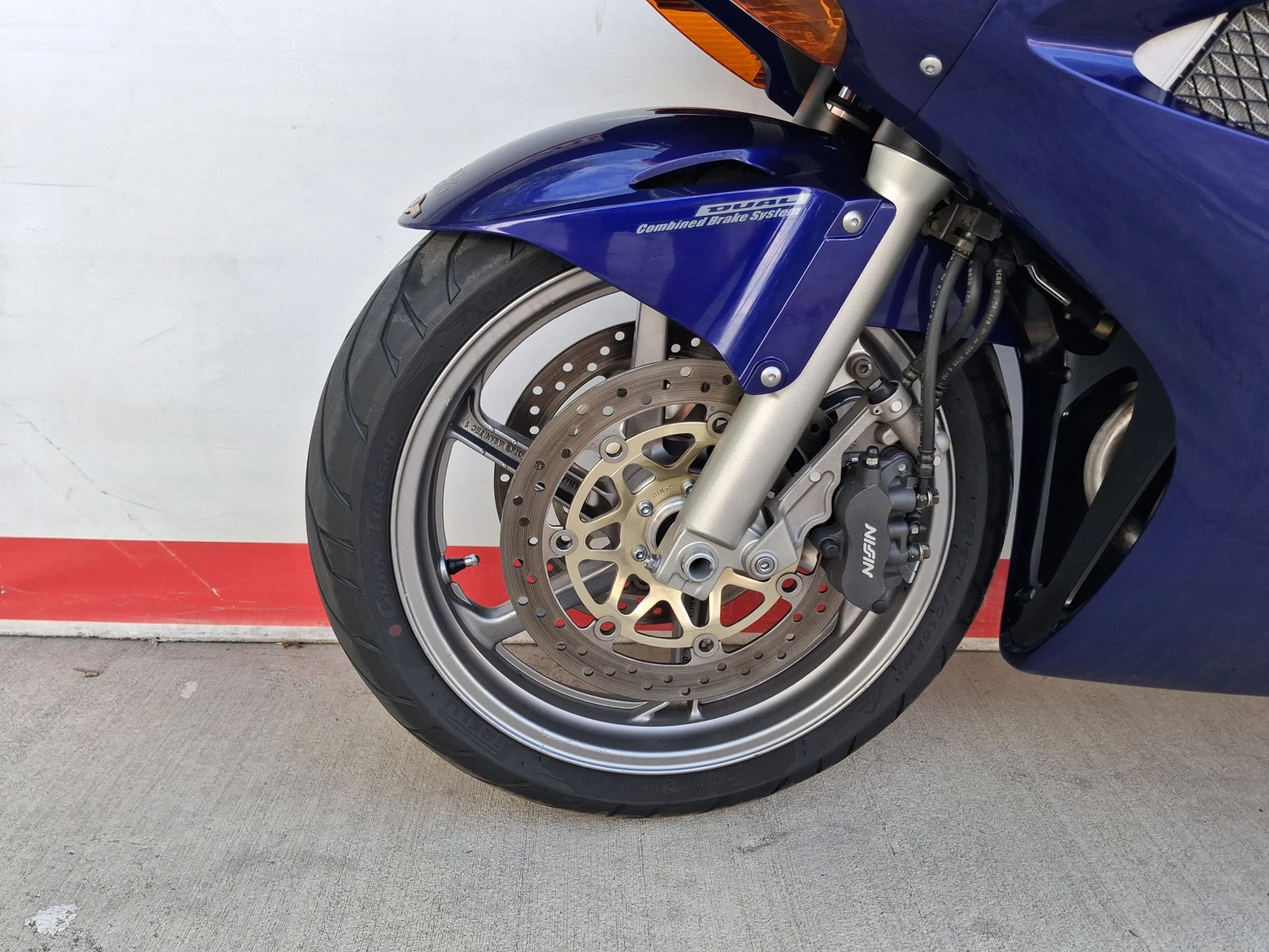 Honda Vfr 800i, снимка 7 - Мотоциклети и мототехника - 55222037