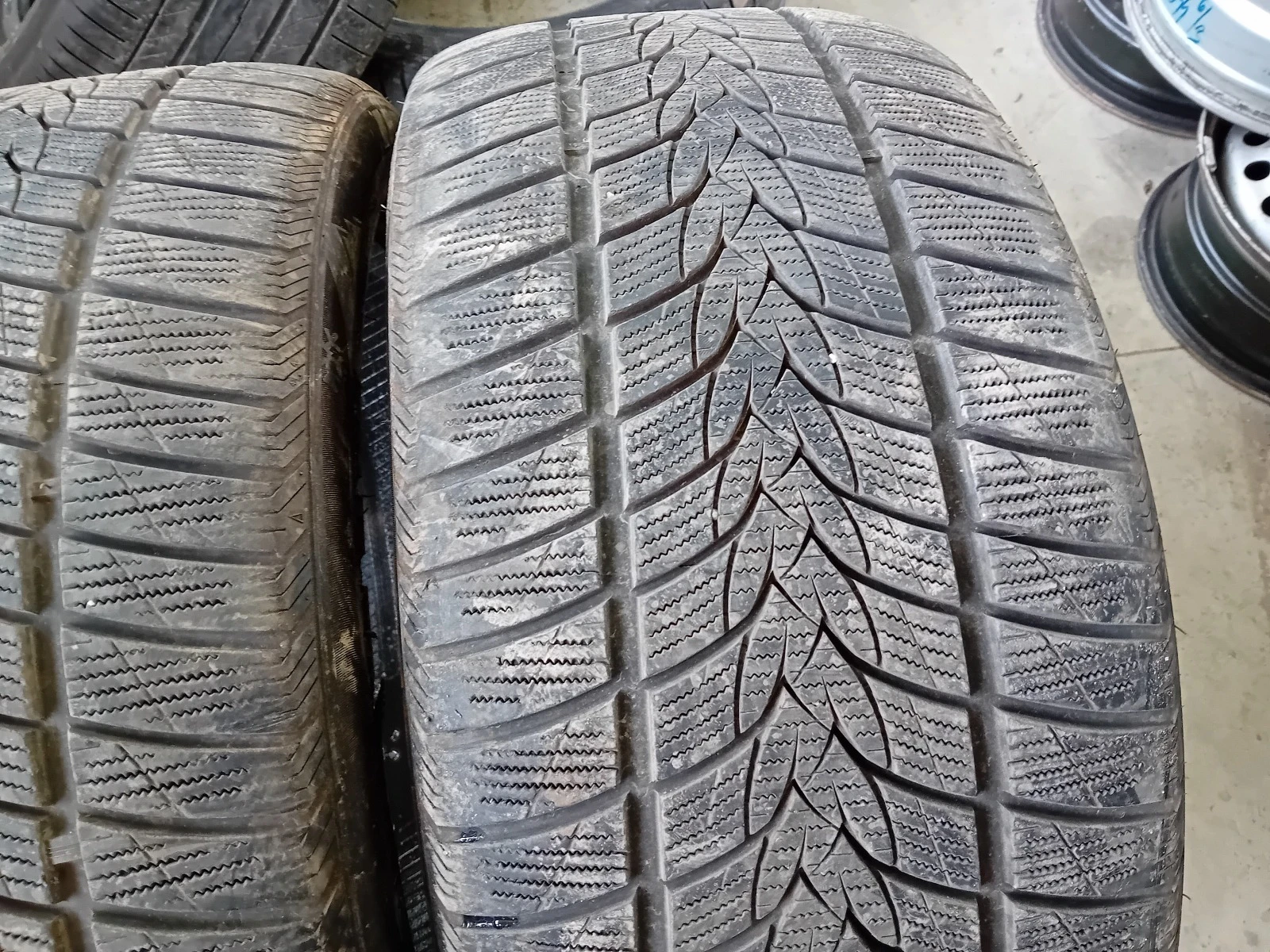  295/35R21 | Mobile.bg   3