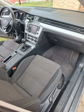 VW Passat R-line , Led, Регистрирана , снимка 17