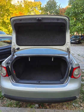 VW Jetta V, снимка 6