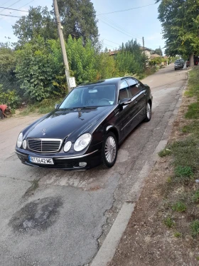 Mercedes-Benz E 320, снимка 11