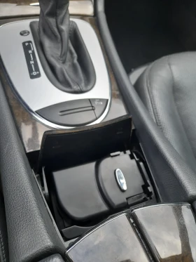 Mercedes-Benz E 320, снимка 5