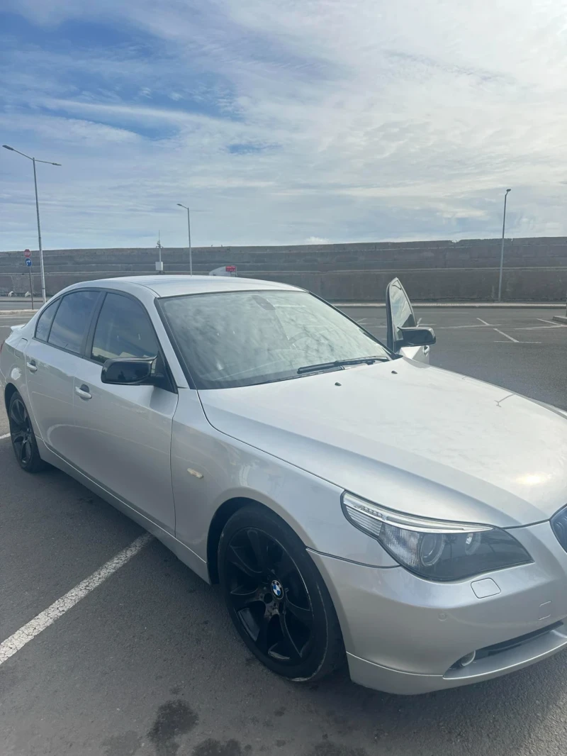 BMW 525, снимка 1 - Автомобили и джипове - 47401863