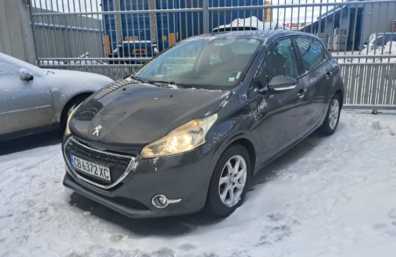 Peugeot 208 1.2 VTi, снимка 1 - Автомобили и джипове - 48560940