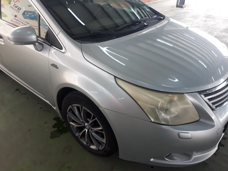 Toyota Avensis 2.2 D-Cat/ 177к.с., снимка 5 - Автомобили и джипове - 52358846