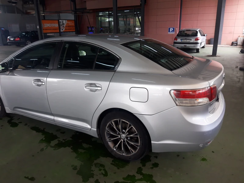 Toyota Avensis 2.2 D-Cat/ 177к.с., снимка 10 - Автомобили и джипове - 52358846