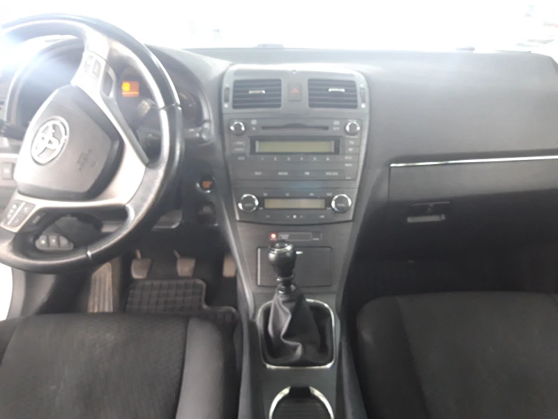 Toyota Avensis 2.2 D-Cat/ 177к.с., снимка 14 - Автомобили и джипове - 52358846