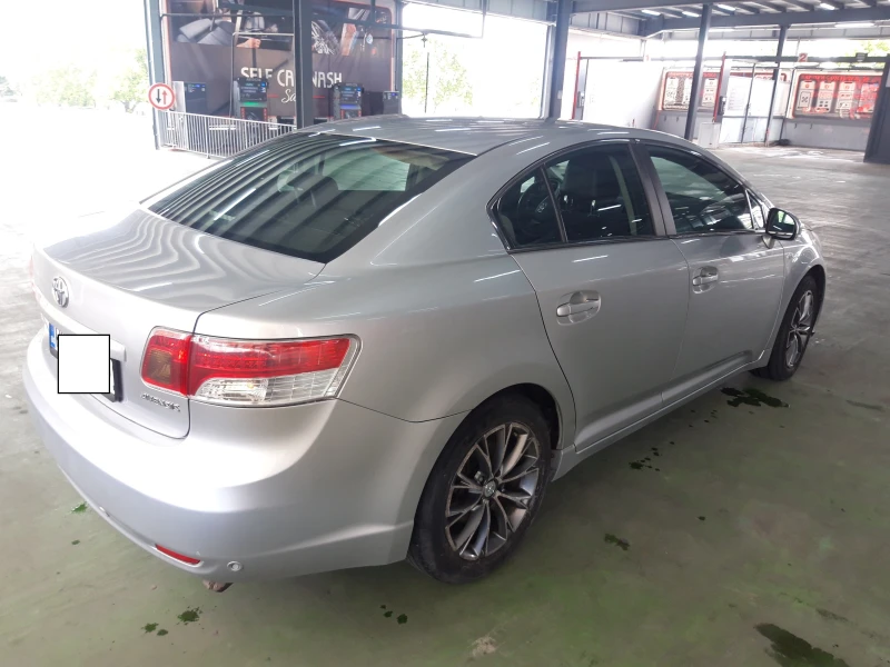 Toyota Avensis 2.2 D-Cat/ 177к.с., снимка 8 - Автомобили и джипове - 52358846