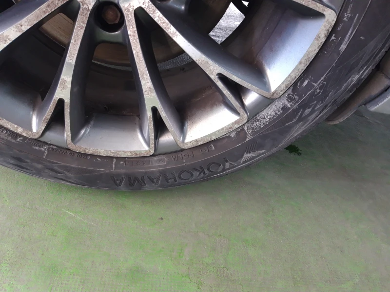 Toyota Avensis 2.2 D-Cat/ 177к.с., снимка 17 - Автомобили и джипове - 52358846