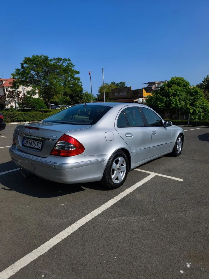 Mercedes-Benz E 280 4Matic Elegance, снимка 5 - Автомобили и джипове - 52641048