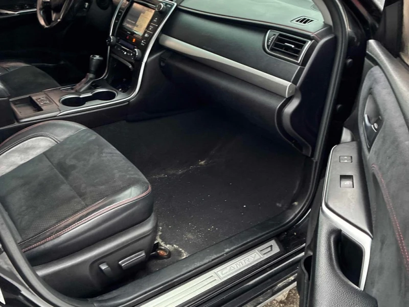 Toyota Camry * 4dr Sdn I4 Auto * CARFAX * БЕЗ ПЪРВОНАЧАЛНА ВНОС, снимка 12 - Автомобили и джипове - 52736255