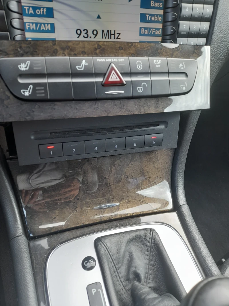 Mercedes-Benz E 320, снимка 12 - Автомобили и джипове - 52903013