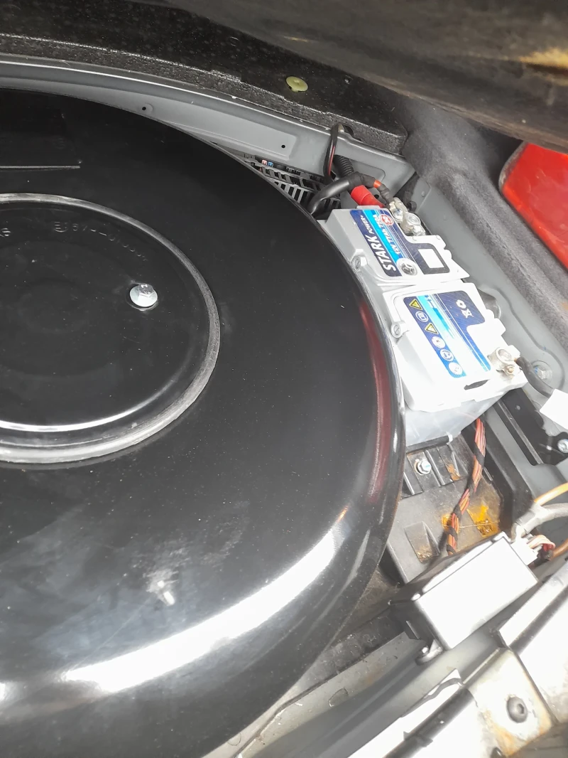 Mercedes-Benz E 320, снимка 13 - Автомобили и джипове - 52903013