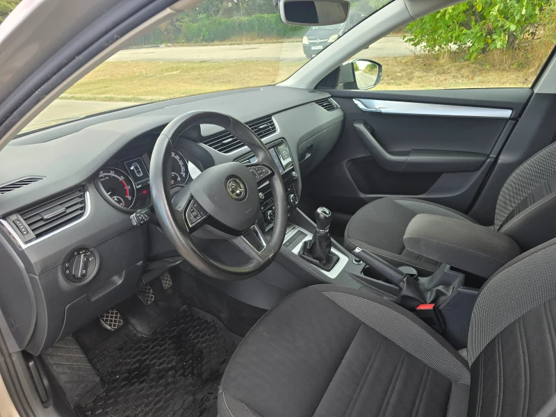 Skoda Octavia 1.4 Бензин 150 к.с., снимка 10 - Автомобили и джипове - 52905505