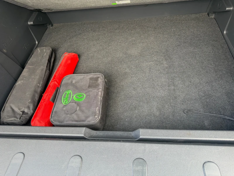 Peugeot 3008 1.6 VTI BRC GAS, снимка 16 - Автомобили и джипове - 53074720