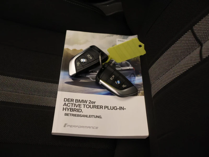 BMW 225 xe High Executive, снимка 15 - Автомобили и джипове - 53444248