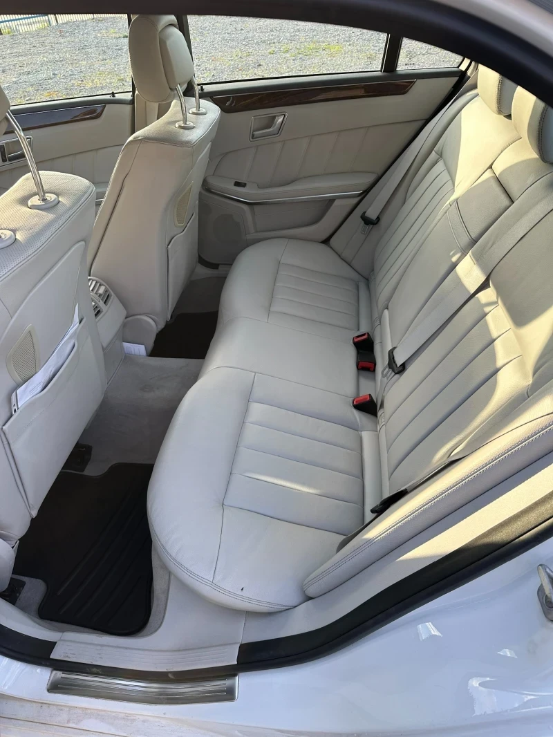 Mercedes-Benz E 300 | Mobile.bg   11