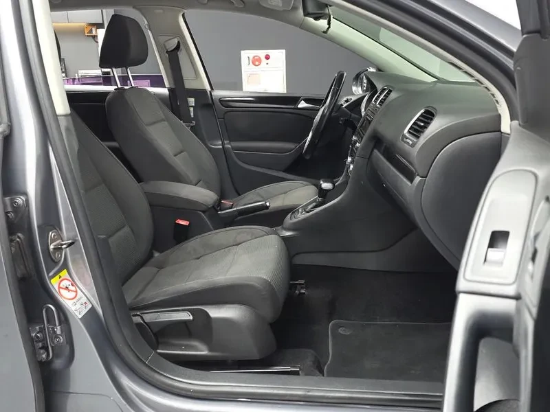 VW Golf, снимка 11 - Автомобили и джипове - 55733986