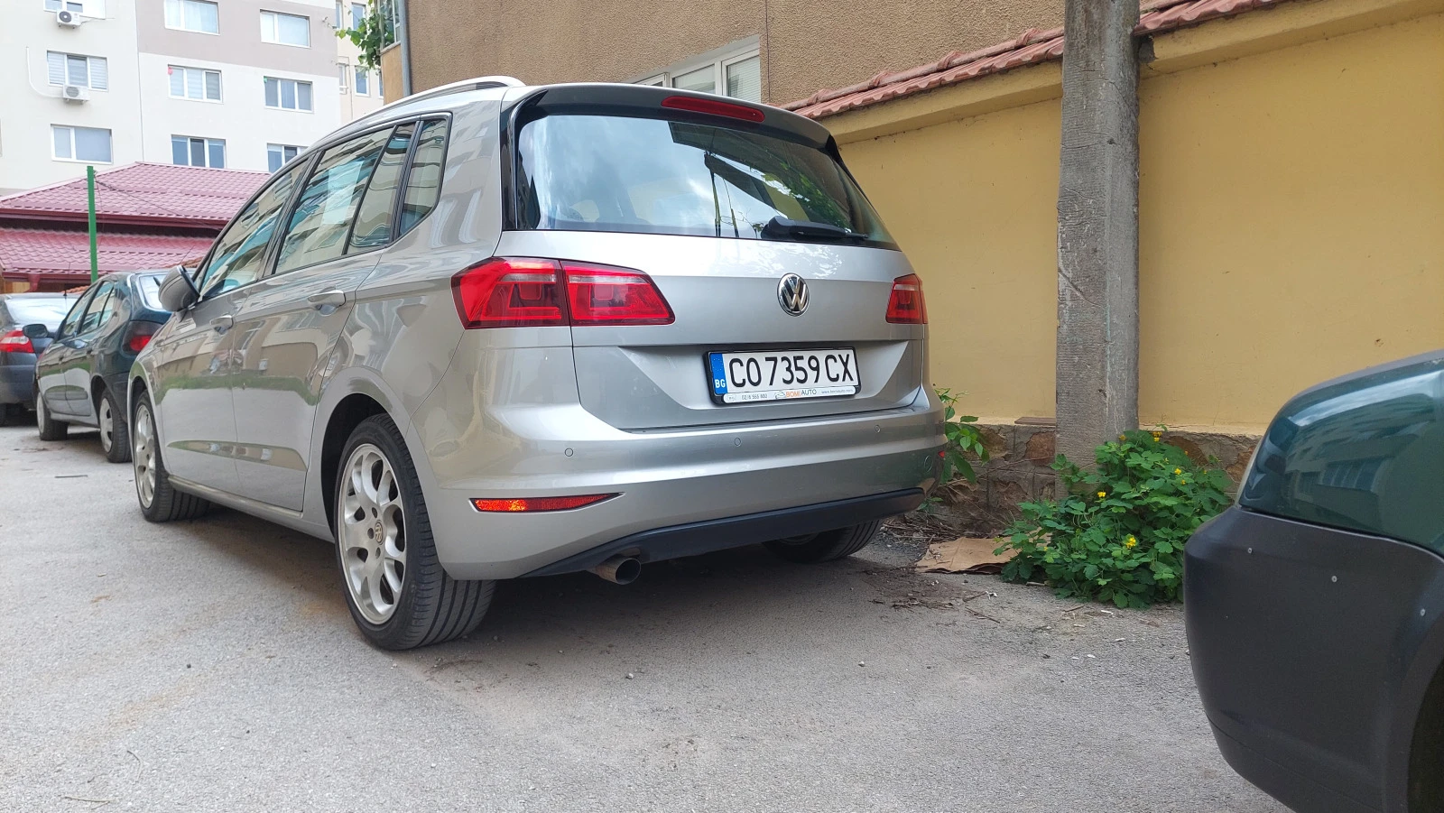 VW Sportsvan 1.6tdi, 110k.c. - изображение 9