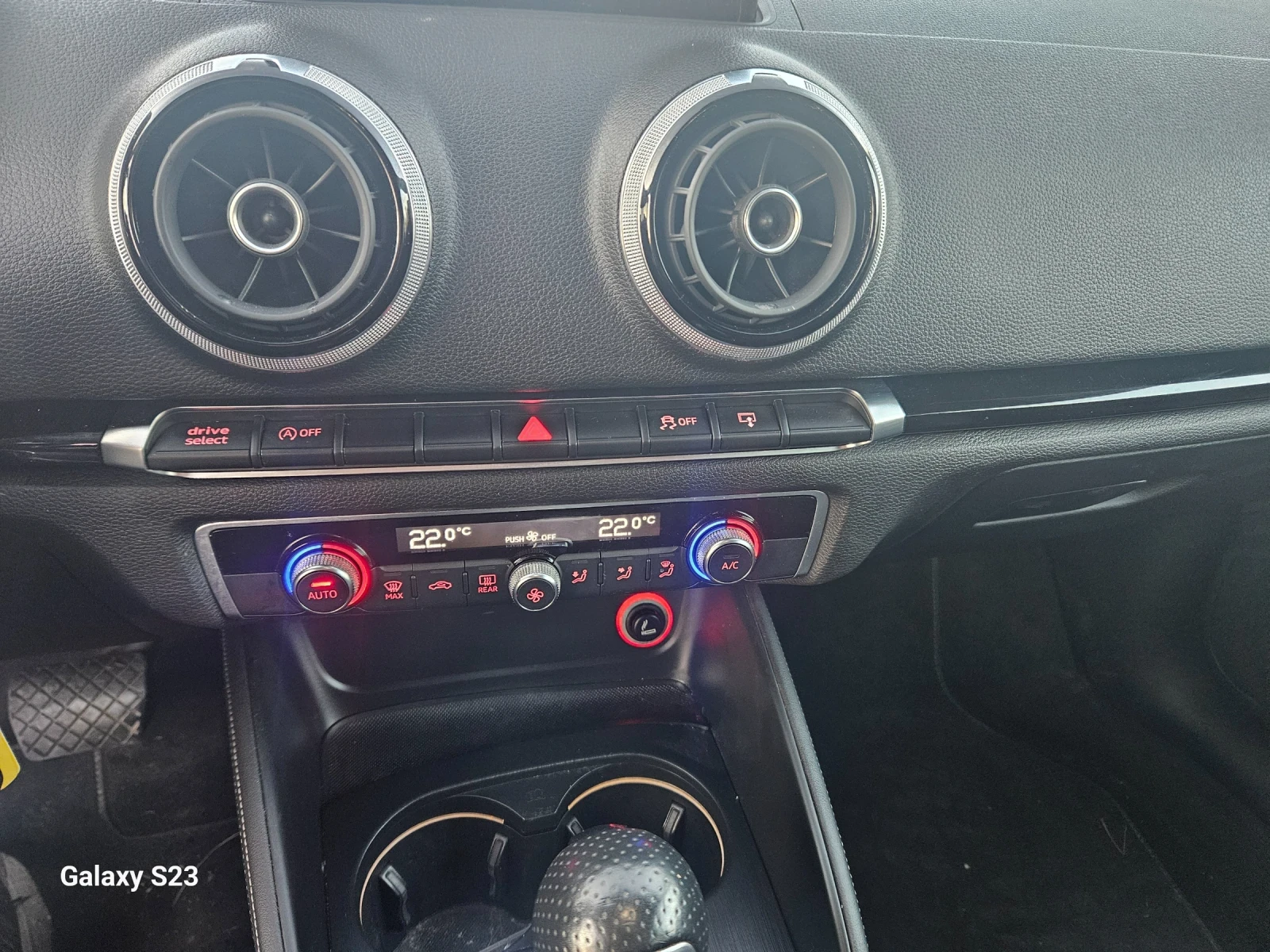 Audi A3 1.6tdi 3xSline automatic  - изображение 8