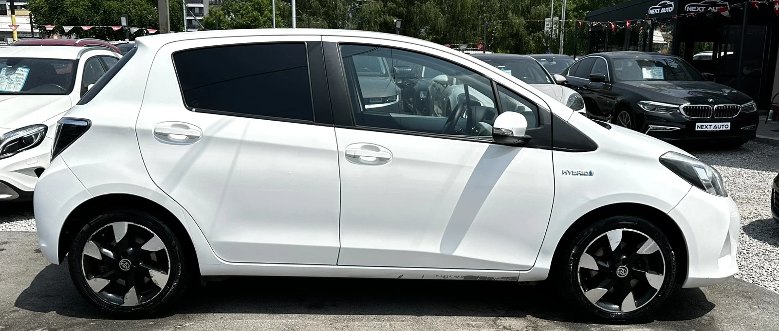 Toyota Yaris 1.5 99HP HYBRID NAVI - изображение 4
