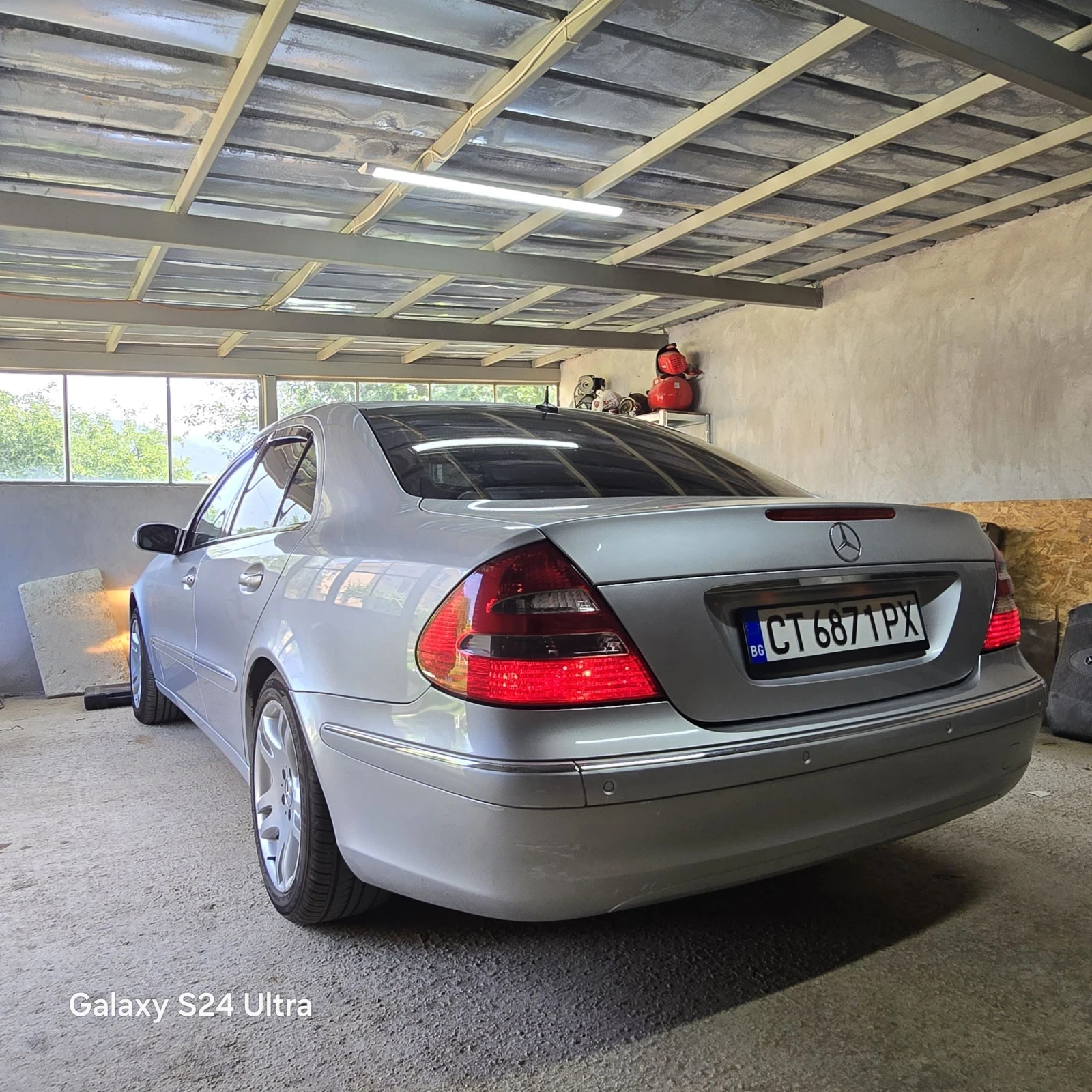 Mercedes-Benz E 270  - изображение 5