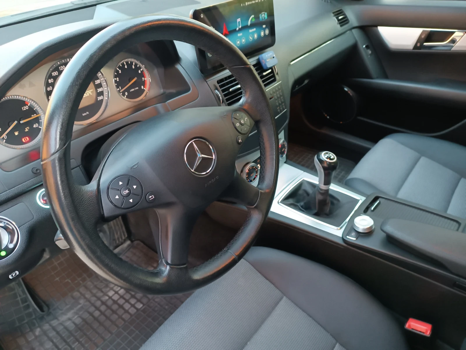 Mercedes-Benz C 200 Kompressor - изображение 7