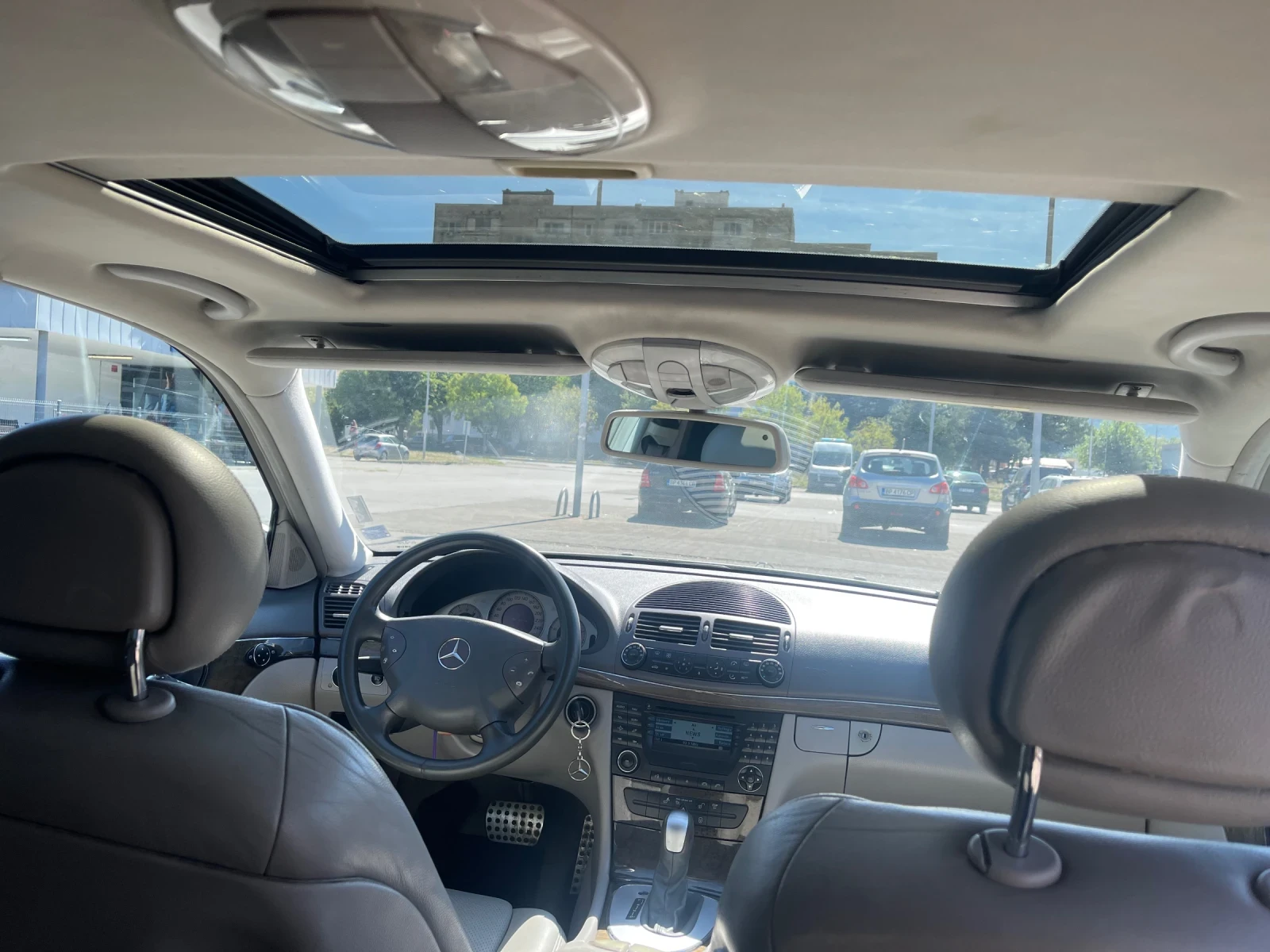 Mercedes-Benz E 270 Седан - изображение 6