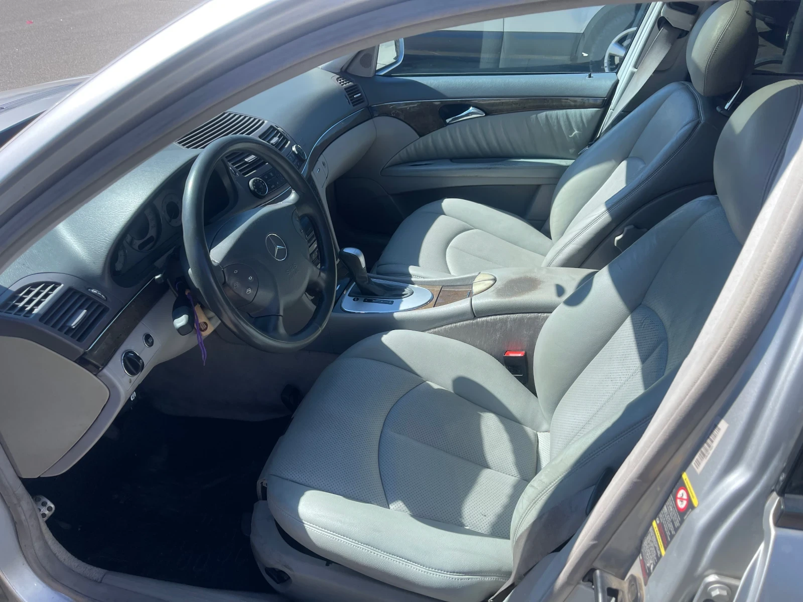 Mercedes-Benz E 270 Седан - изображение 10