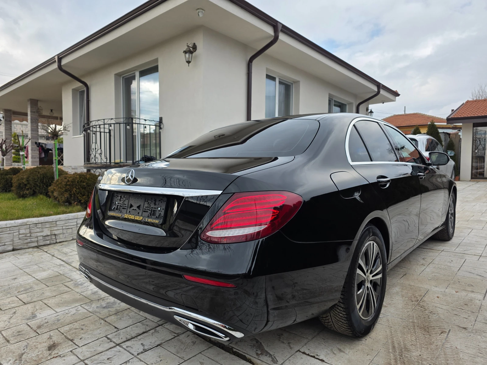 Mercedes-Benz E 220 2.0 CDI  KATO HOBA  - изображение 5