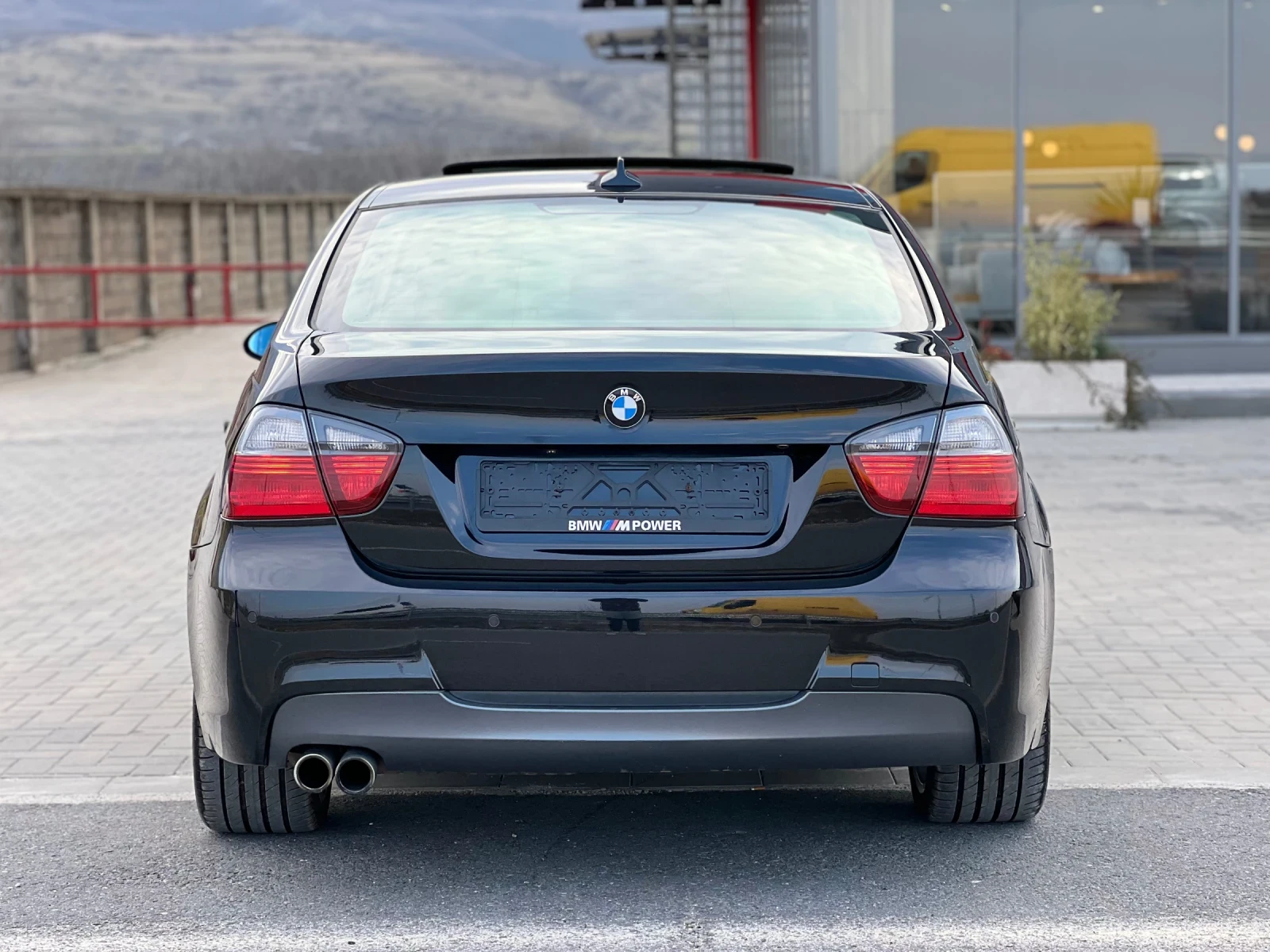 BMW 330, снимка 6 - Автомобили и джипове - 53879052