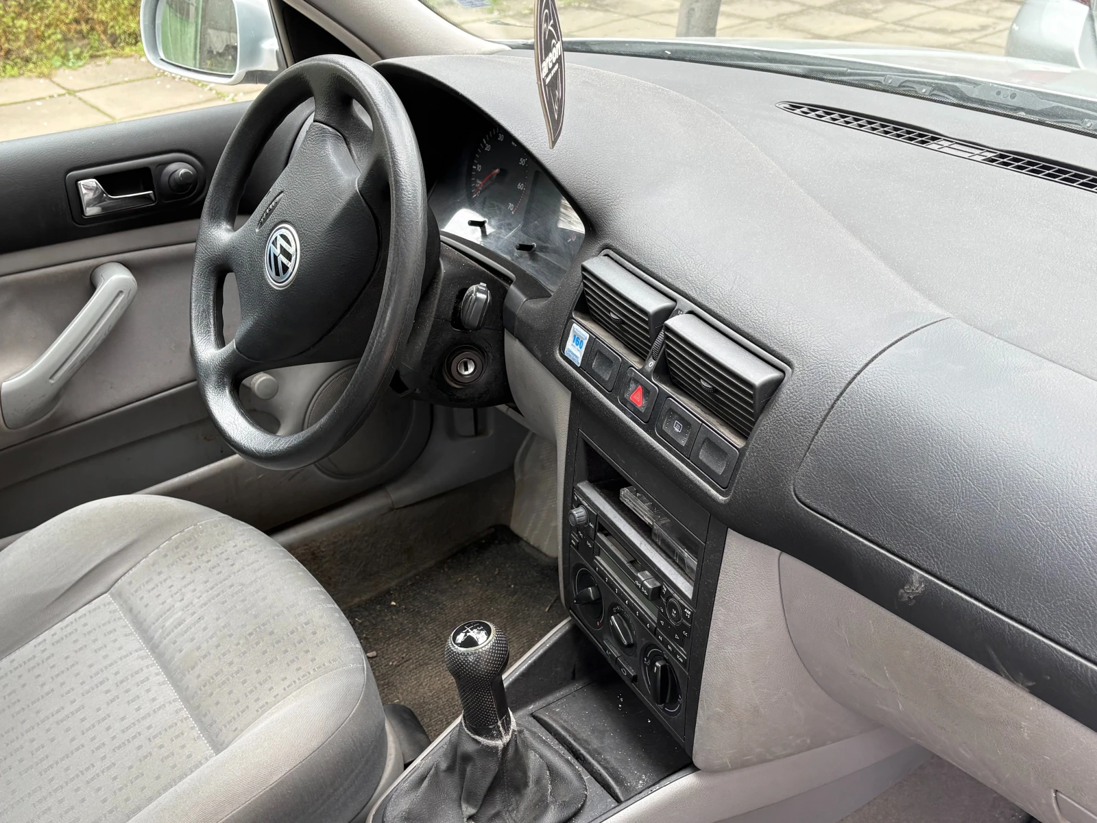 VW Golf, снимка 5 - Автомобили и джипове - 54060422