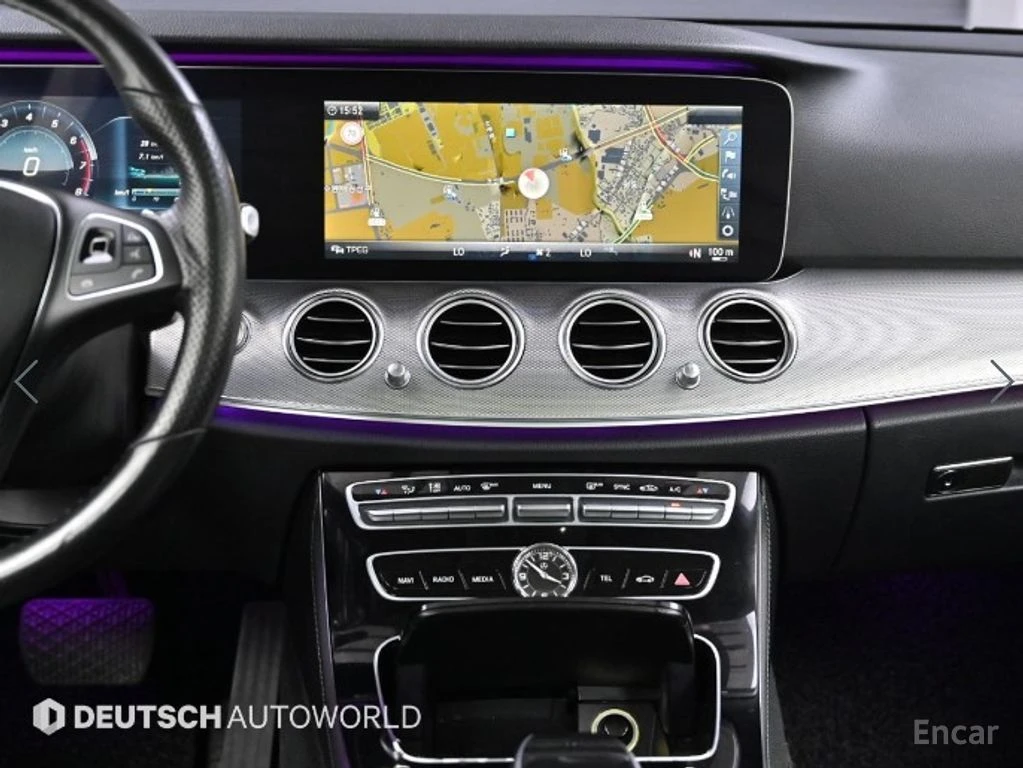 Mercedes-Benz E 300 BURMESTER* ХЕДЪП* 360 CAM* ПОДГРЕВ* ОБДУХВАНЕ* , снимка 11 - Автомобили и джипове - 54969389