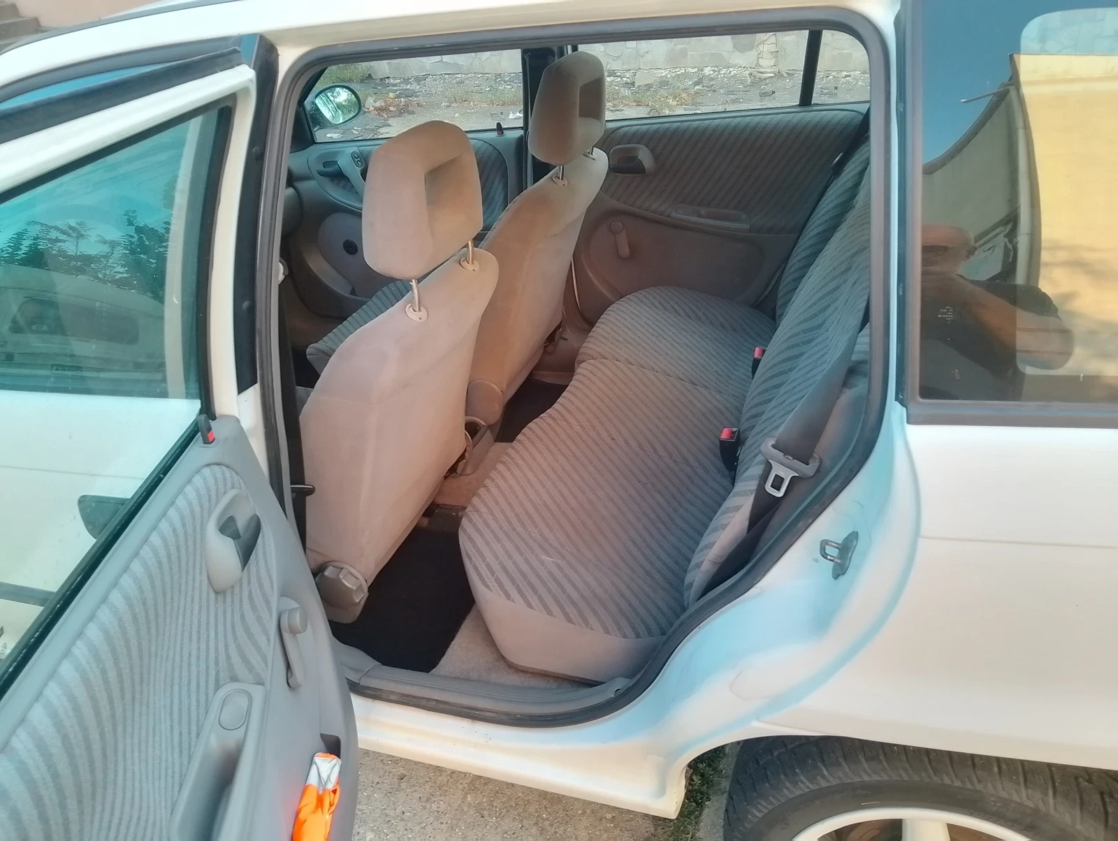 Opel Astra Комби, снимка 12 - Автомобили и джипове - 55655639