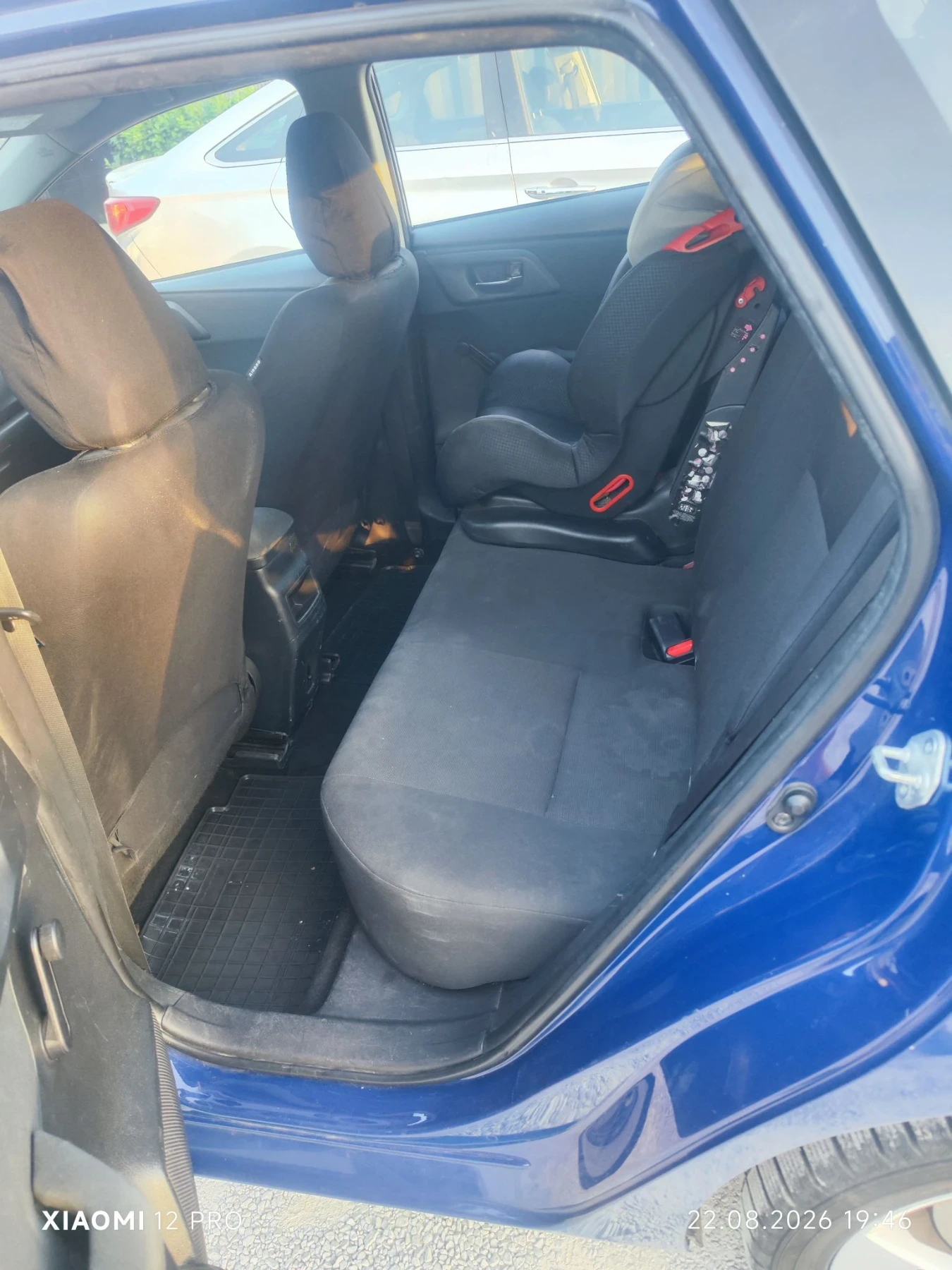 Toyota Auris Gas, снимка 14 - Автомобили и джипове - 55807956
