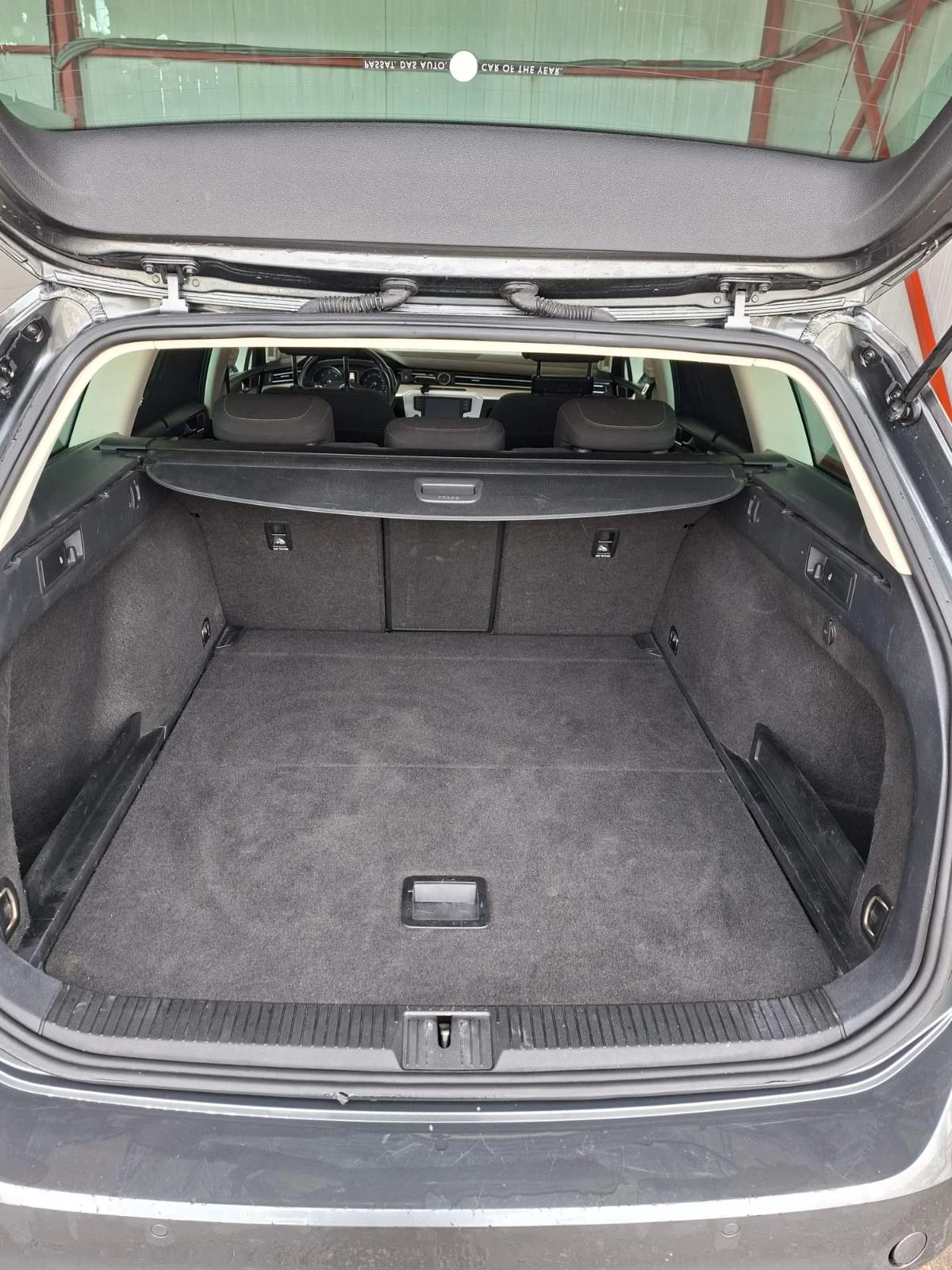 VW Passat R-line , Led, Регистрирана , снимка 15 - Автомобили и джипове - 55844001