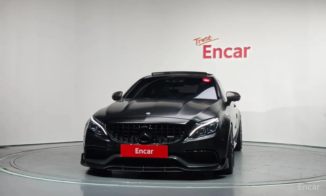 Mercedes-Benz C 63 AMG Coupe| BURMESTER| HUD| 360| PANO| , снимка 3 - Автомобили и джипове - 56107080