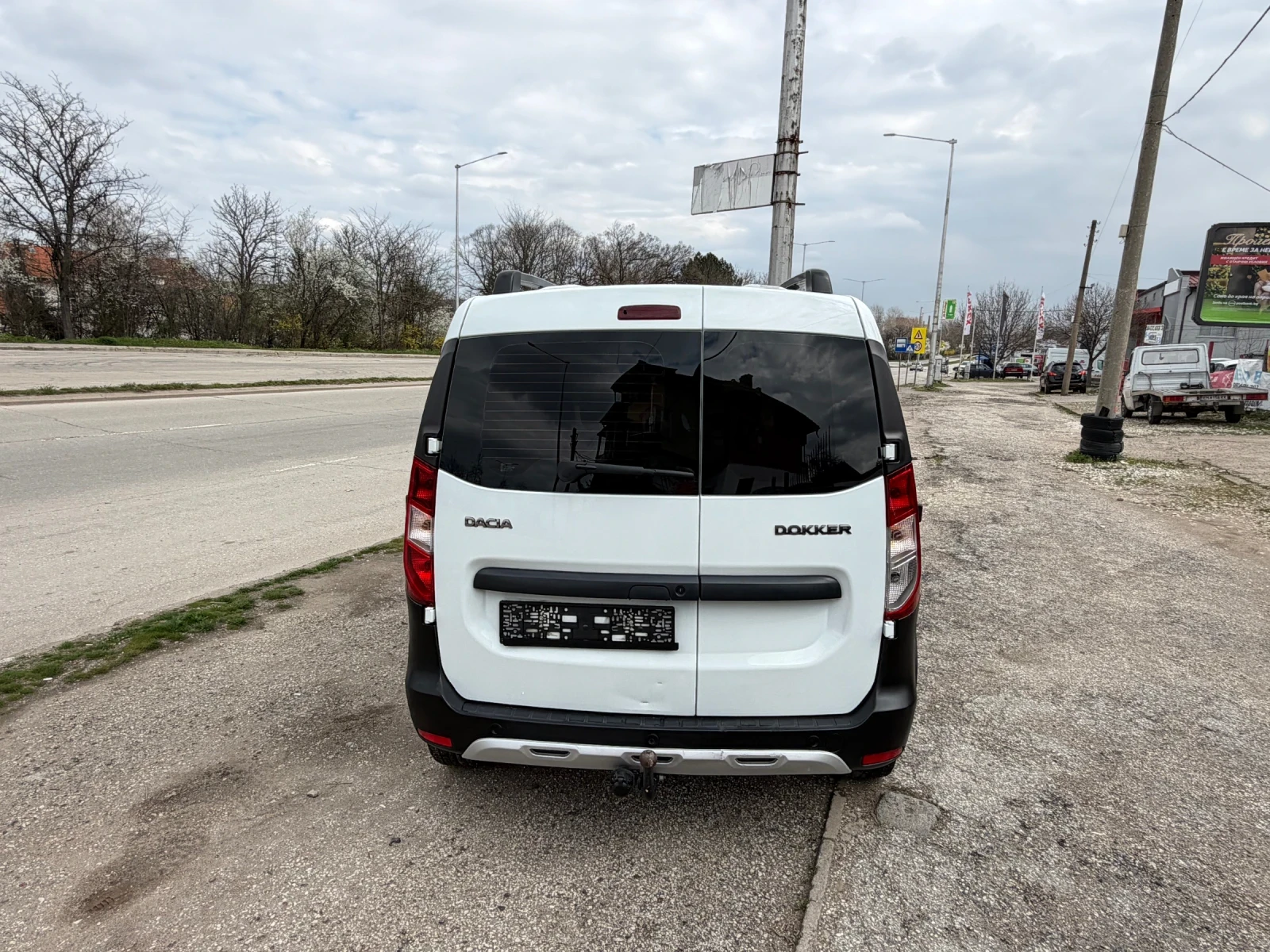 Dacia Dokker 1.3 турбо бензин , снимка 6 - Автомобили и джипове - 56294342