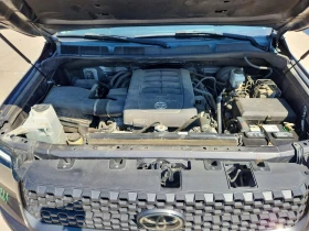 Toyota Tundra 5.7l Sr5, снимка 11