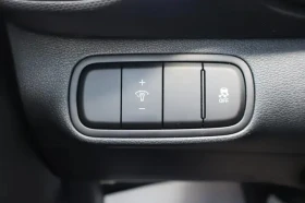 Hyundai Venue Automatic, снимка 17