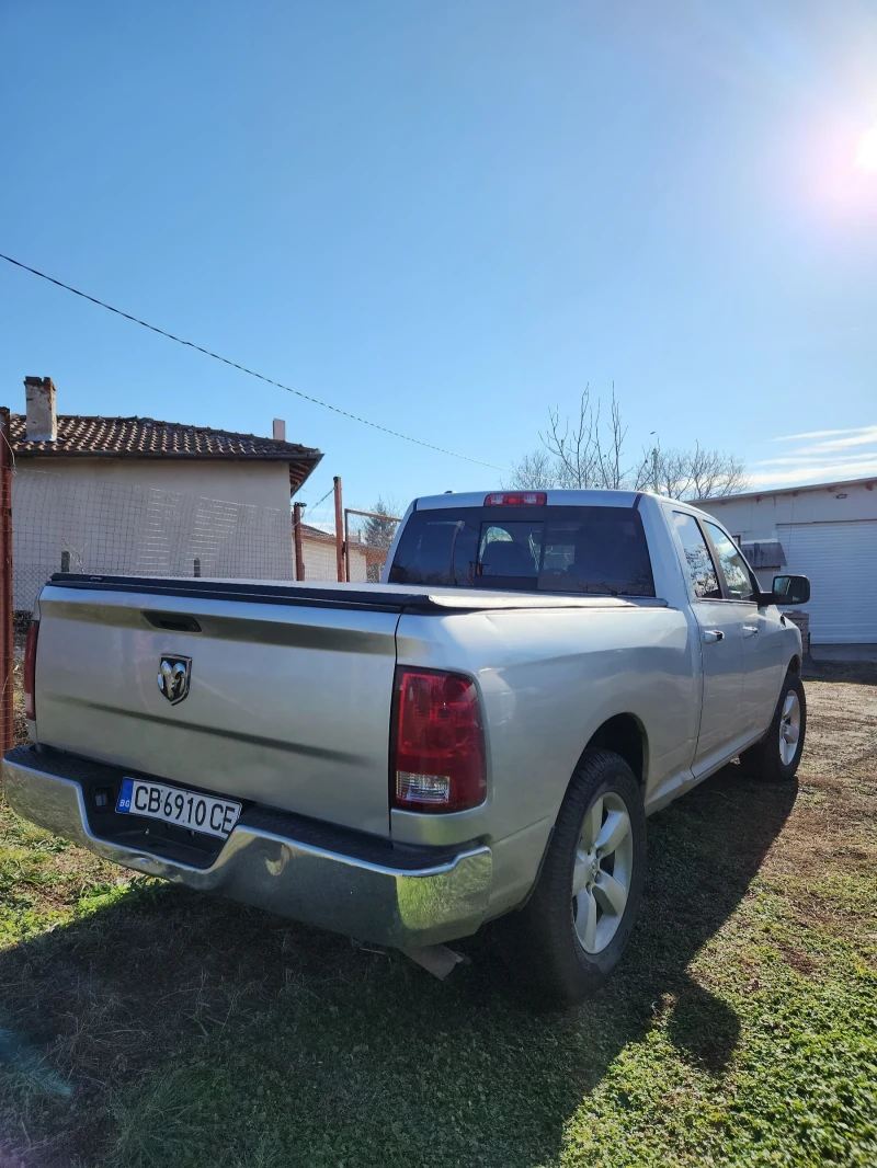 Dodge RAM 1500 5.7 HEMI SLT 8ZF, снимка 5 - Автомобили и джипове - 48099329