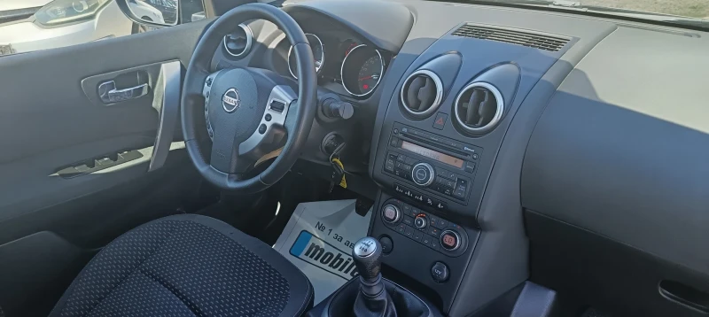 Nissan Qashqai 1.5 DCI * Италия , снимка 8 - Автомобили и джипове - 51379084