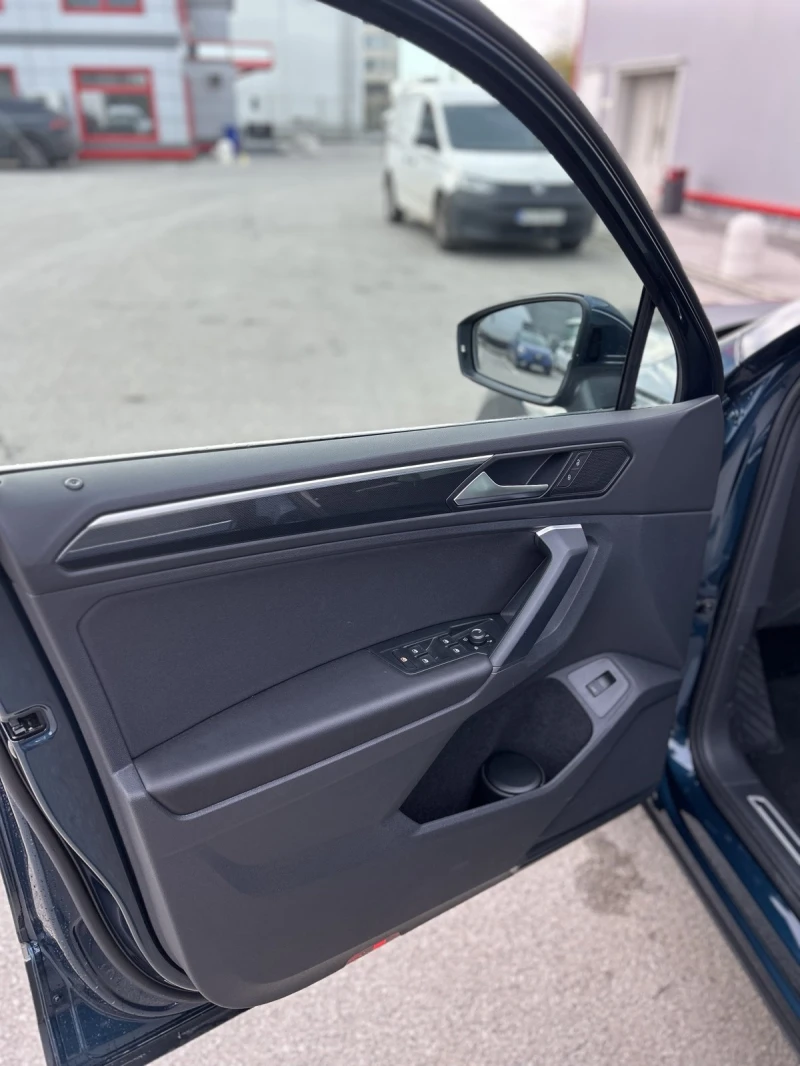 VW Tiguan 2.0 TSI OPF 4 MOTION - N1, снимка 13 - Автомобили и джипове - 52390407