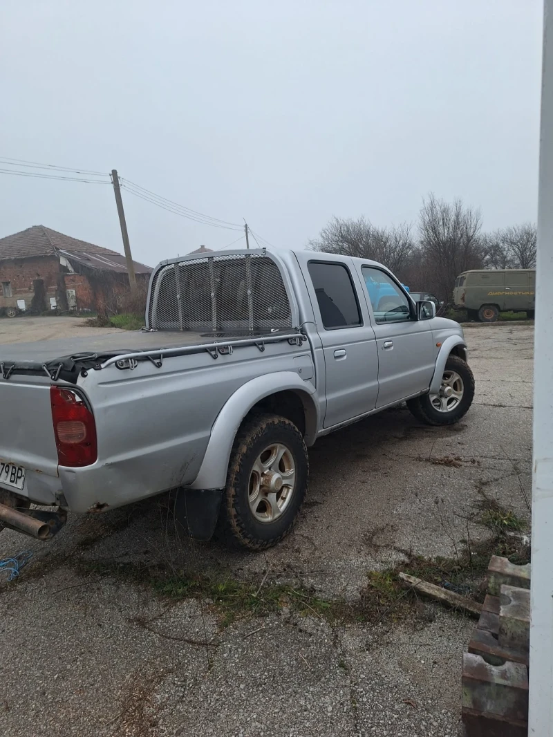 Mazda B2500 2.5, снимка 6 - Автомобили и джипове - 52867252