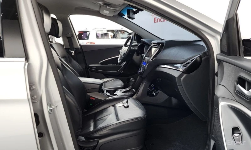 Hyundai Santa fe, снимка 11 - Автомобили и джипове - 52990538