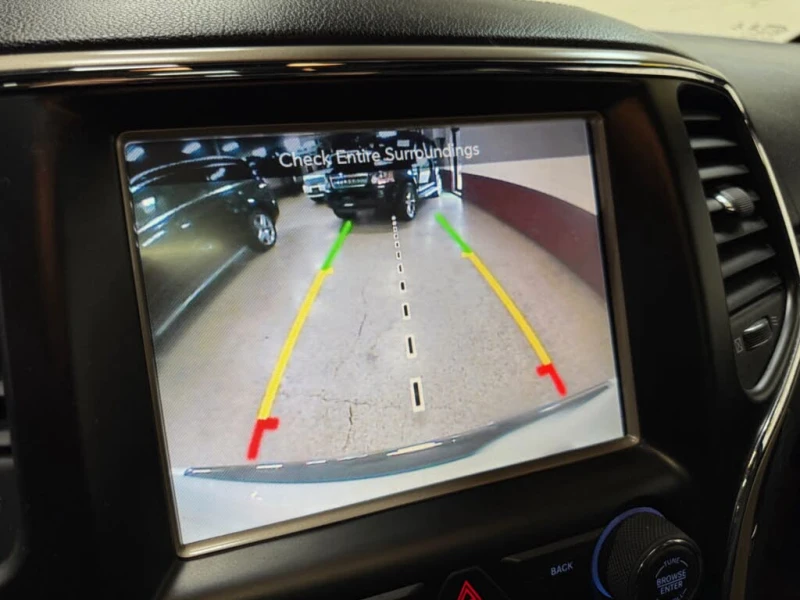 Jeep Grand cherokee Overland * CARFAX* * АвтоКредит* * ЦЕНА ДО БГ* , снимка 12 - Автомобили и джипове - 53448163